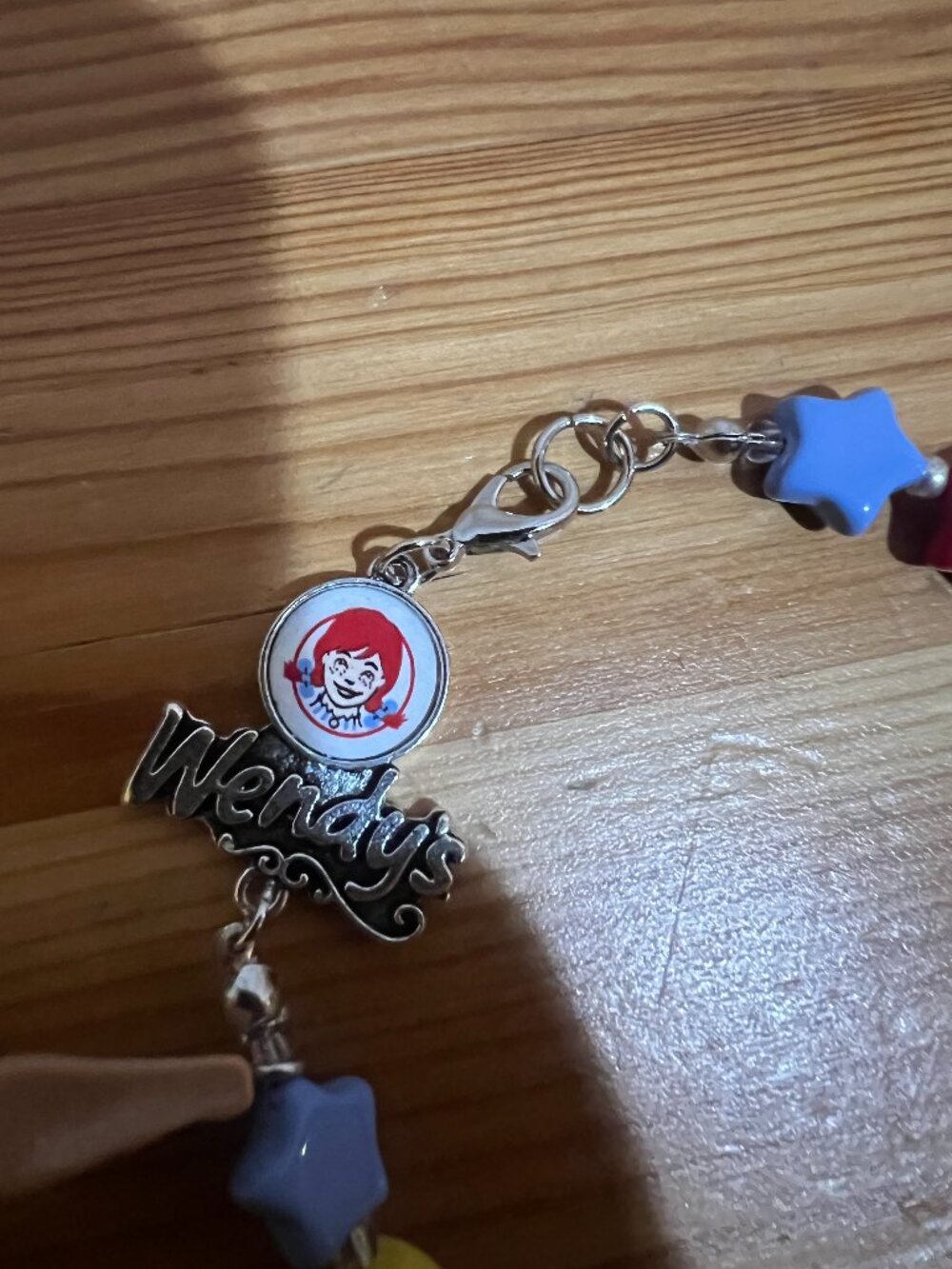 Wendy's Rewards Drops Promotional Charm Bracelet Brand New $100 - Picture 6 of 6